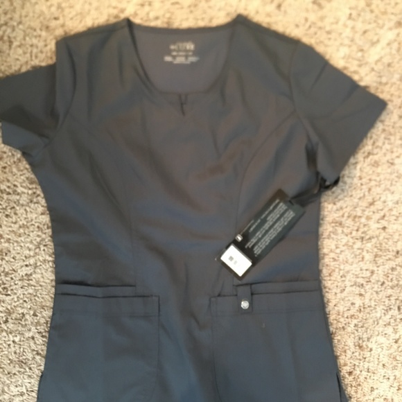 Cherokee LUXE Scrub Top (XXS) and Bottom (XXS-P) - Picture 5 of 6